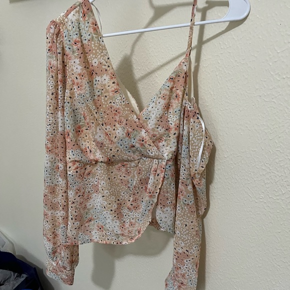 Lulus blouse - Picture 1 of 3